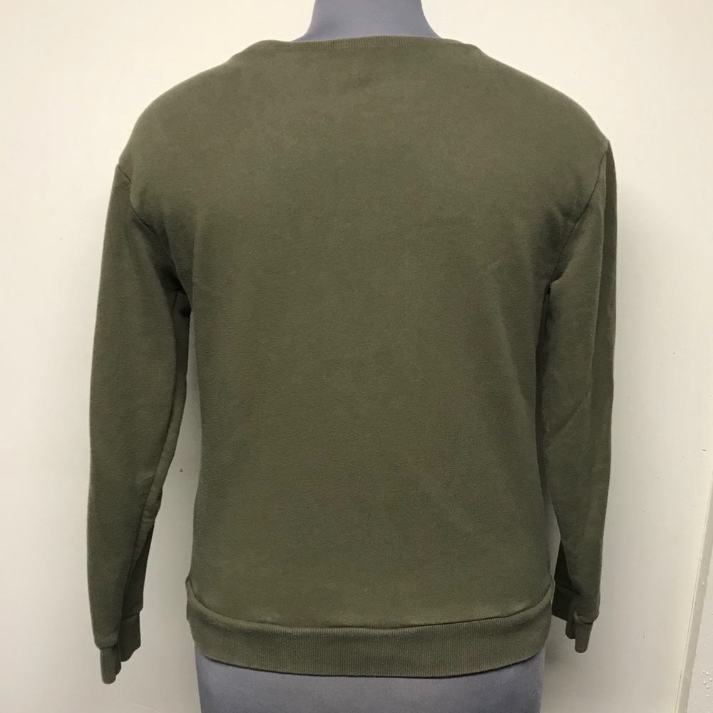 H&M’s Divided Vintage Inspired Crew Sweatshirt - Picture 3 of 5